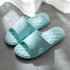 Waterproof Hotel Bath Slippers PE / EVA Material Soft Sole For Guest Use