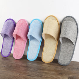 Colorful Hotel Guest Slippers , Hotel Room Slippers Screen Print Type